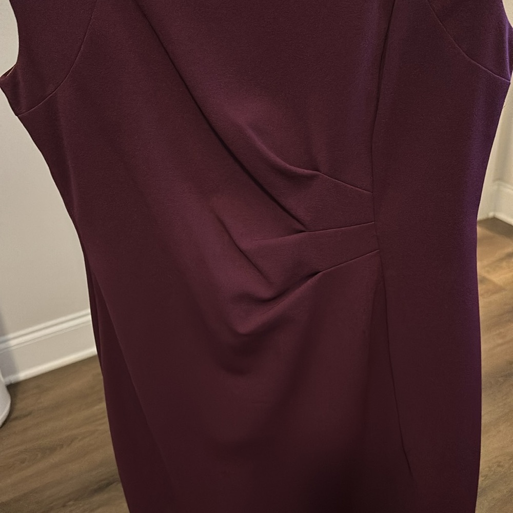Connected apparel 8 maroon Sheath business dress. NWOT. - Picture 5 of 9